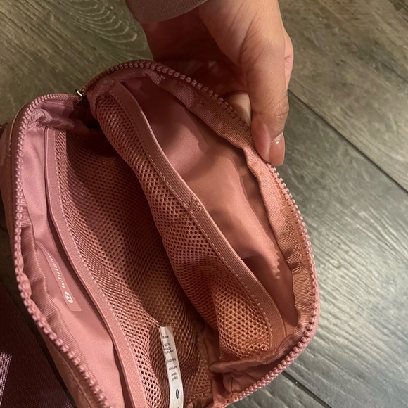 Lululemon belt bag | pink - Picture 10 of 13